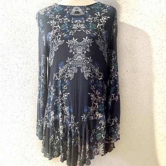 COPY - Free people dress/shirt - Picture 3 of 16